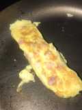 Omelette con pernil de cerdo