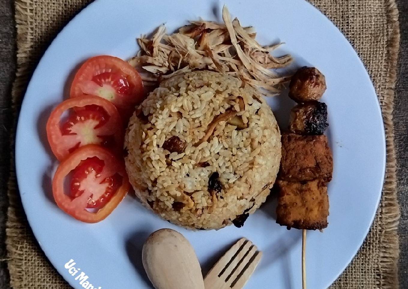 Nasgor Ayam Suwir Bakso |Sisa Lauk Semalam