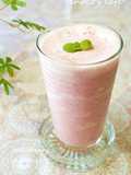 Delicious Strawberry Smoothie