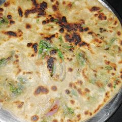 A picture of Spinach Paratha.