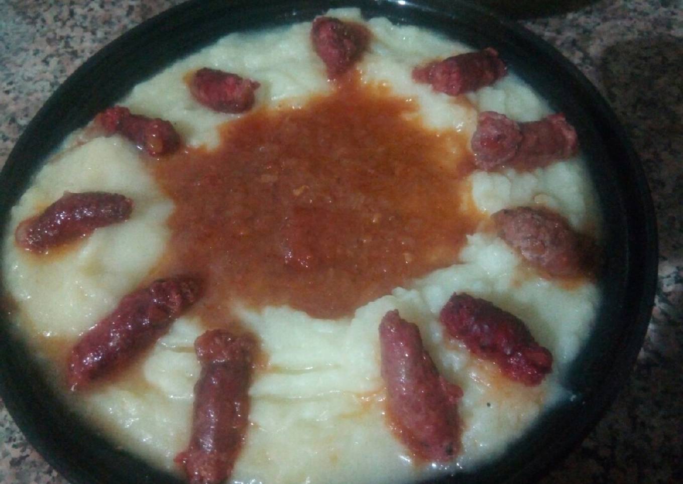 Purée aux saucisses