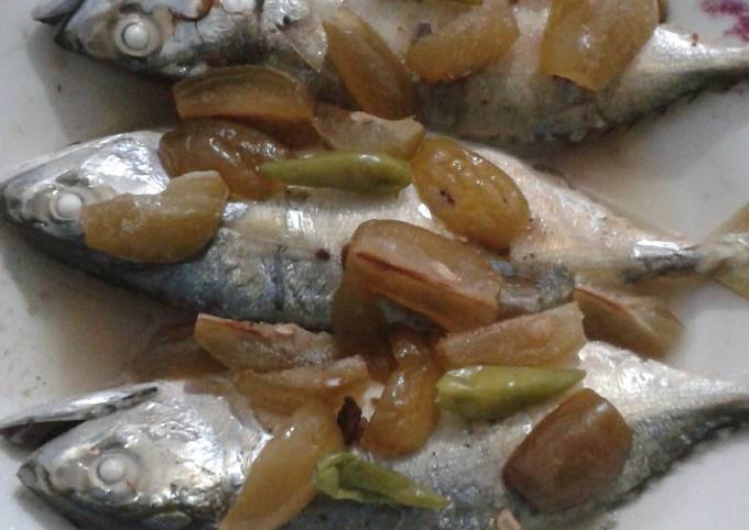 Kukus Ikan Kembung Belimbing Sayur foto resep utama