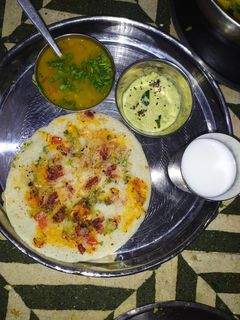 મિક્સ ઉત્તપમ (MIX UTTAPAM RECIPE IN GUJARATI) રેસીપી મુખ્ય ફોટો