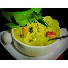 Vegetarian Thai Green Curry: From the Scratch A picture of Vegetarian Thai Green Curry: From the Scratch.