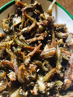 A picture of Asian Style Anchovy Appetizer | Crispy Anchovies | Salted Caramel Dilis.
