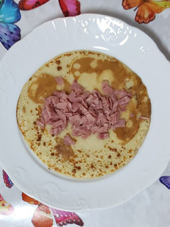 Una foto de Crepes con chopped 👌