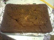 Una foto de budín con sobras de bizcocho