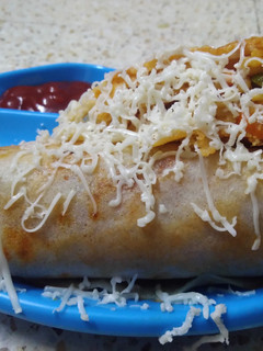 ચીઝી મેગી મસાલા ઢોંસા(cheese Maggie marsala dosa in Gujarati) રેસીપી મુખ્ય ફોટો