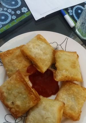A picture of Chicken Veg Box patties #cookpadramadan.