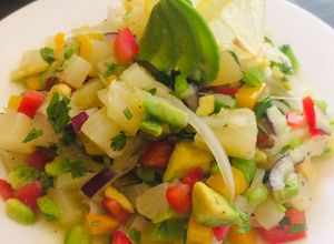 Una foto de Ceviche de piña 🍍