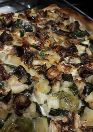 Una foto de Tarta de berenjena y zucchini con yapa
