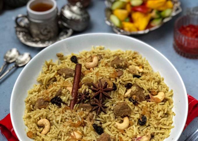 Bagaimana cara memasak Nasi Kebuli yang sesuai selera