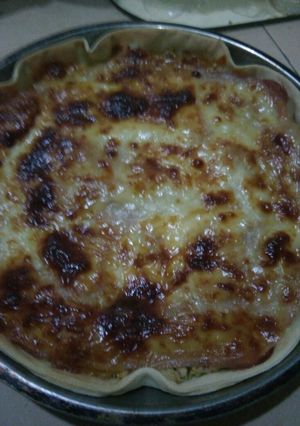 Una foto de Tarta de pollo, con jamón y queso