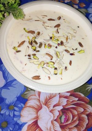 A picture of Badaami carrot kheer.