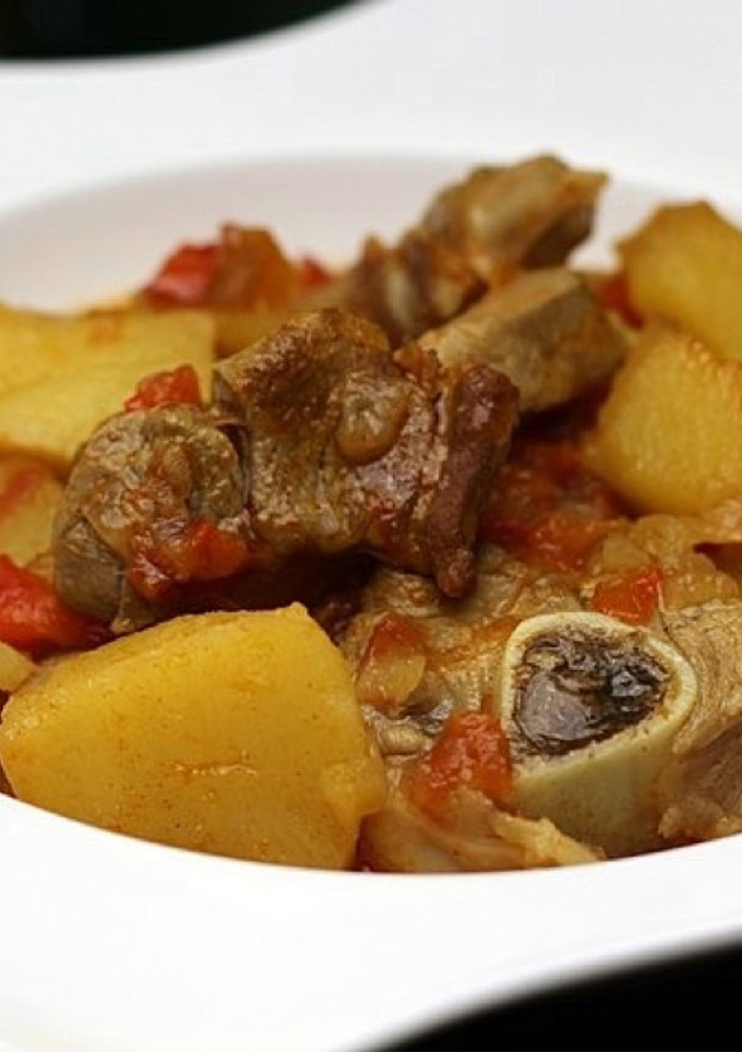 Una foto de Patatas guisadas con carne