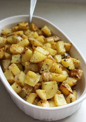 A picture of Aloo chaat.