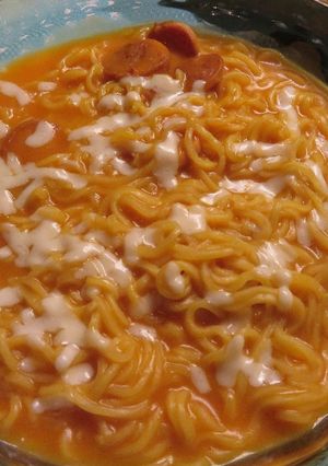 عکسی از دستور نودل پنیری تند کره ای