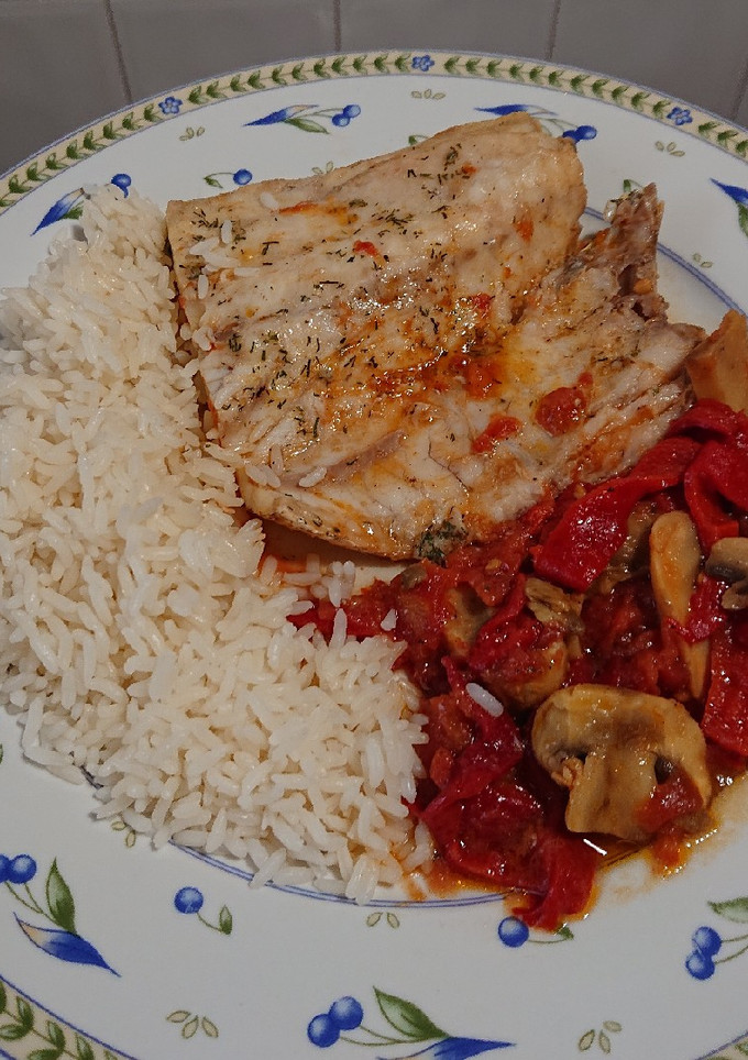 Una foto de Corvina🐟 en salsa