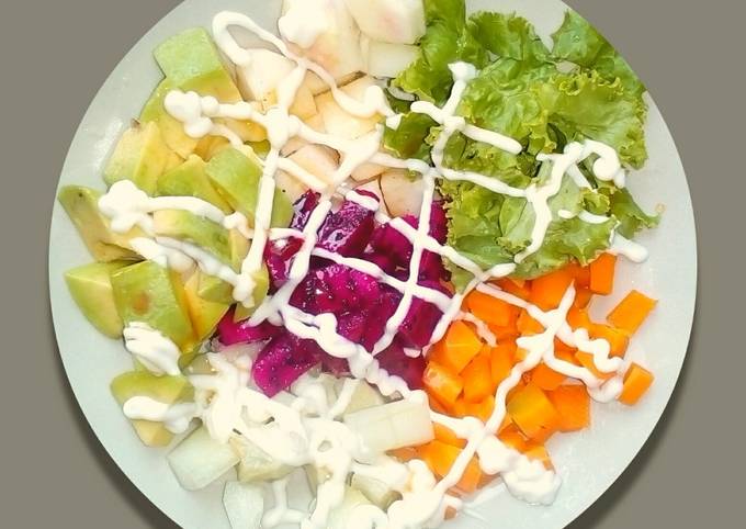 Mix Fruits-vegetable Salad