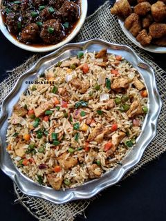 চিকেন ফ্রাইড রাইস (chicken fried rice recipe in Bengali) রেসিপির প্রধান ছবি