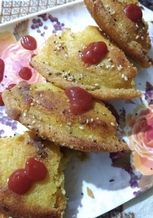 વેજીટેબલ હાંડવો (Vegetable Handvo Recipe In Gujarati) રેસીપી મુખ્ય ફોટો