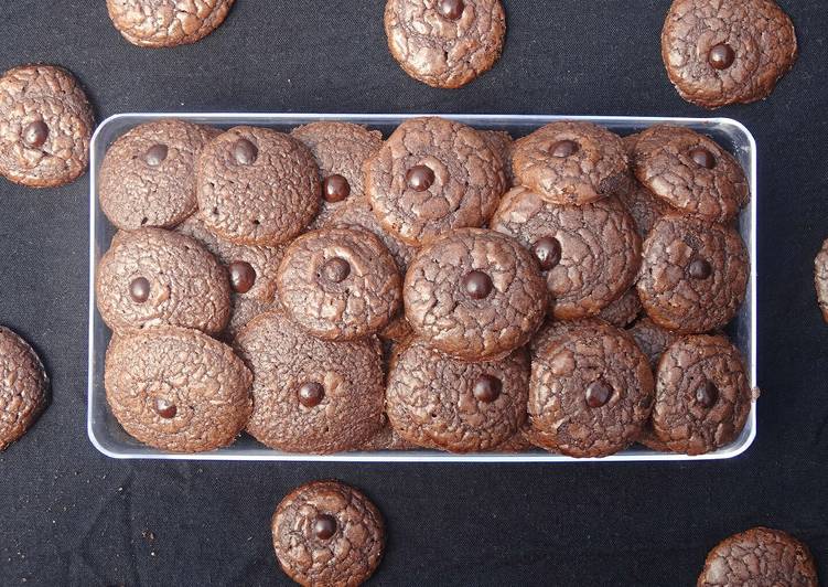 Shiny Crust Brownies Cookie
