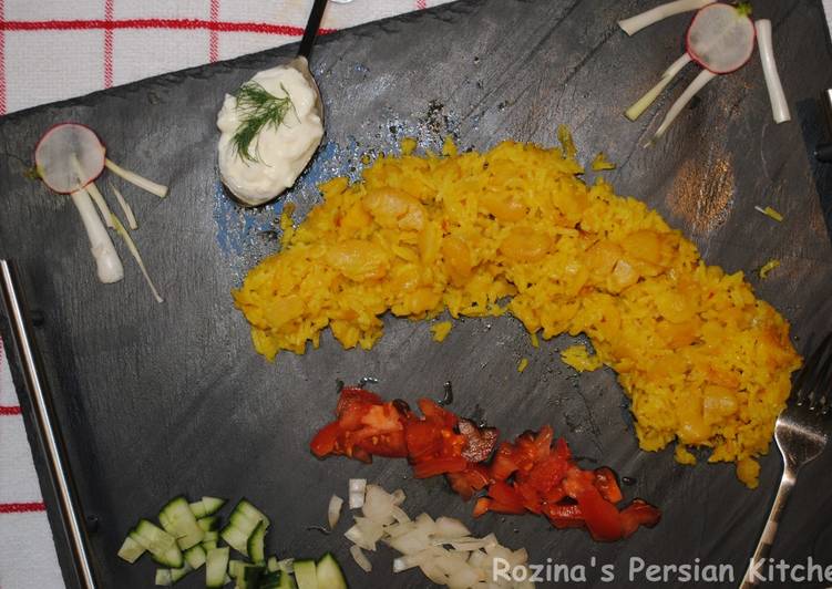 Persian turmeric rice (Dampokhtak)