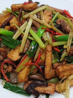 【徐家小館】客家小炒 的食譜成品照片