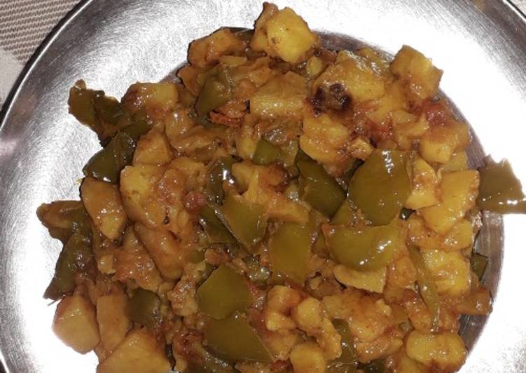 Simple Way to Prepare Quick Aloo-shimla mirch