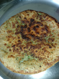 गोभी पराठा(gobhi paratha recipe in hindi) रेसिपी मुख्य फोटो