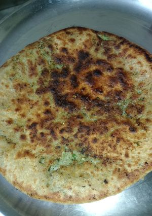 गोभी पराठा(gobhi paratha recipe in hindi) रेसिपी मुख्य फोटो