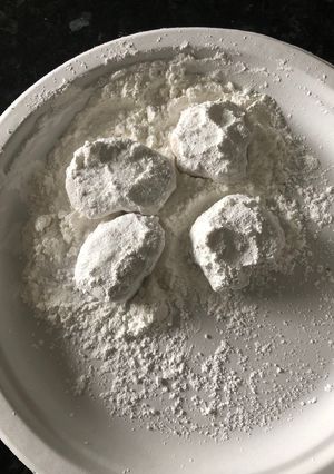 A picture of Tahini taffy حلاوه خضر الياس.