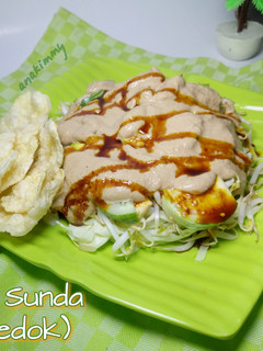 Foto resep Karedok (Salad dengan Sambal Kacang)