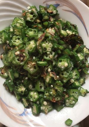 Shortcut Bhendi bhaji রেসিপির প্রধান ছবি
