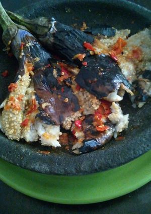 Foto resep Terong bakar penyet