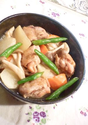 A picture of Simple Chikuzen-ni Style Stew with Few Ingredients.