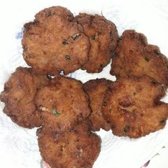 A picture of Albanian Meatballs.