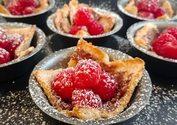 Simple Way to Make Speedy Raspberry Nutella Toast Cups