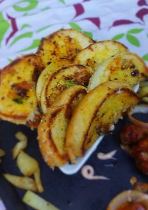 A picture of Garlic bread.