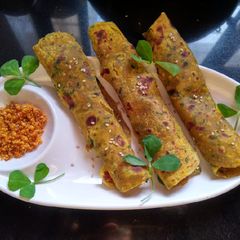 A picture of Methi paratha.