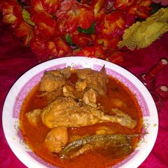 A picture of Chicken qorma.