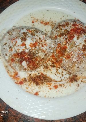 दही बड़ा (Dahi bada recipe in hindi) रेसिपी मुख्य फोटो