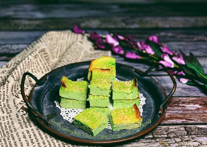 Kuih Bakar Pandan Keto