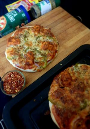 A picture of Paneer pizza.