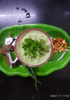 ओल्या नारळाची चटणी (olya naralachi chutney recipe in marathi) रेसिपी चे मुख्य फोटो 
