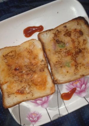 A picture of Bread pizza.