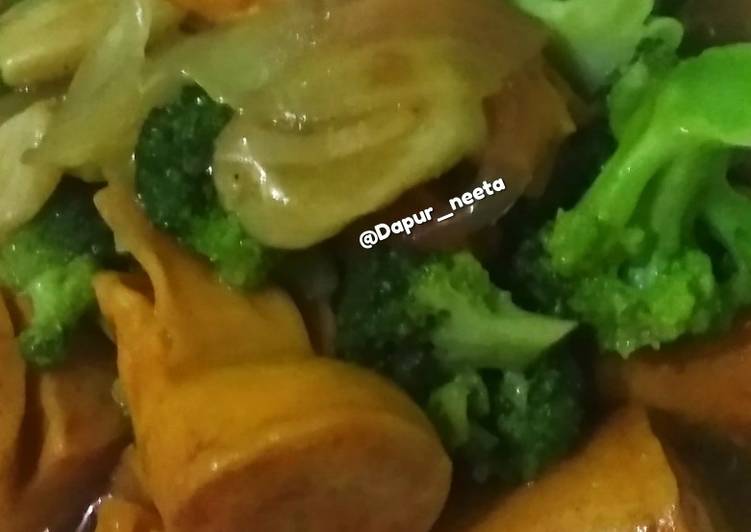 Resep Tumis brokoli sosis yang Lezat