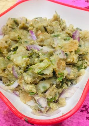 A picture of Aloo baigan chokha.