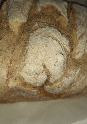 Una foto de Pan integral con nueces