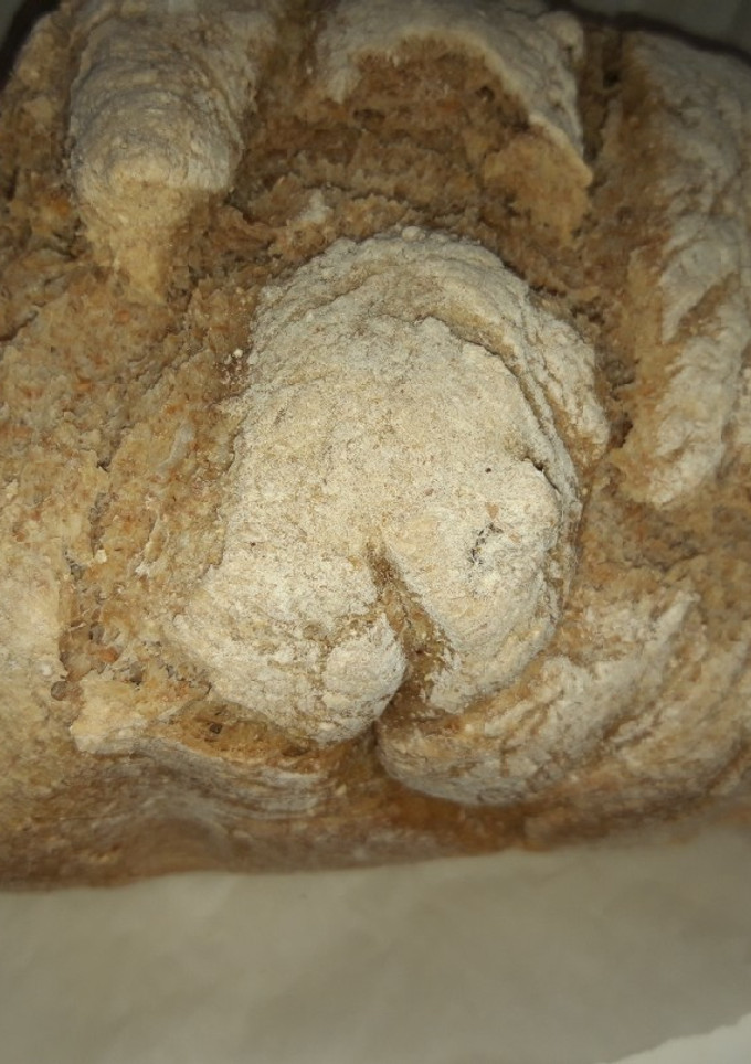 Una foto de Pan integral con nueces